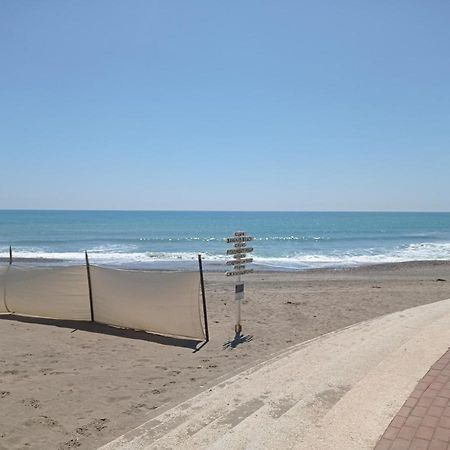 Turisstiko La Roca Chica 2 Apartment Torremolinos Exterior photo