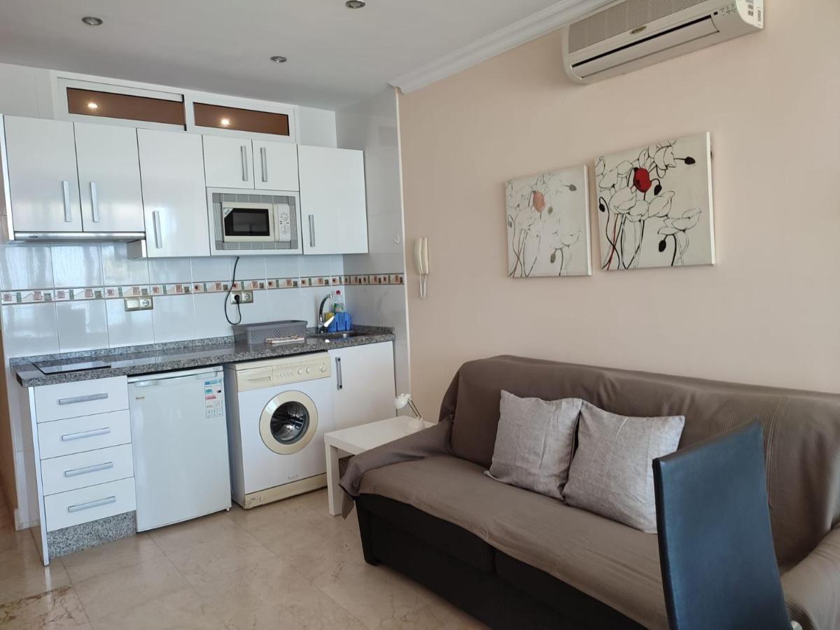 Turisstiko La Roca Chica 2 Apartment Torremolinos Exterior photo